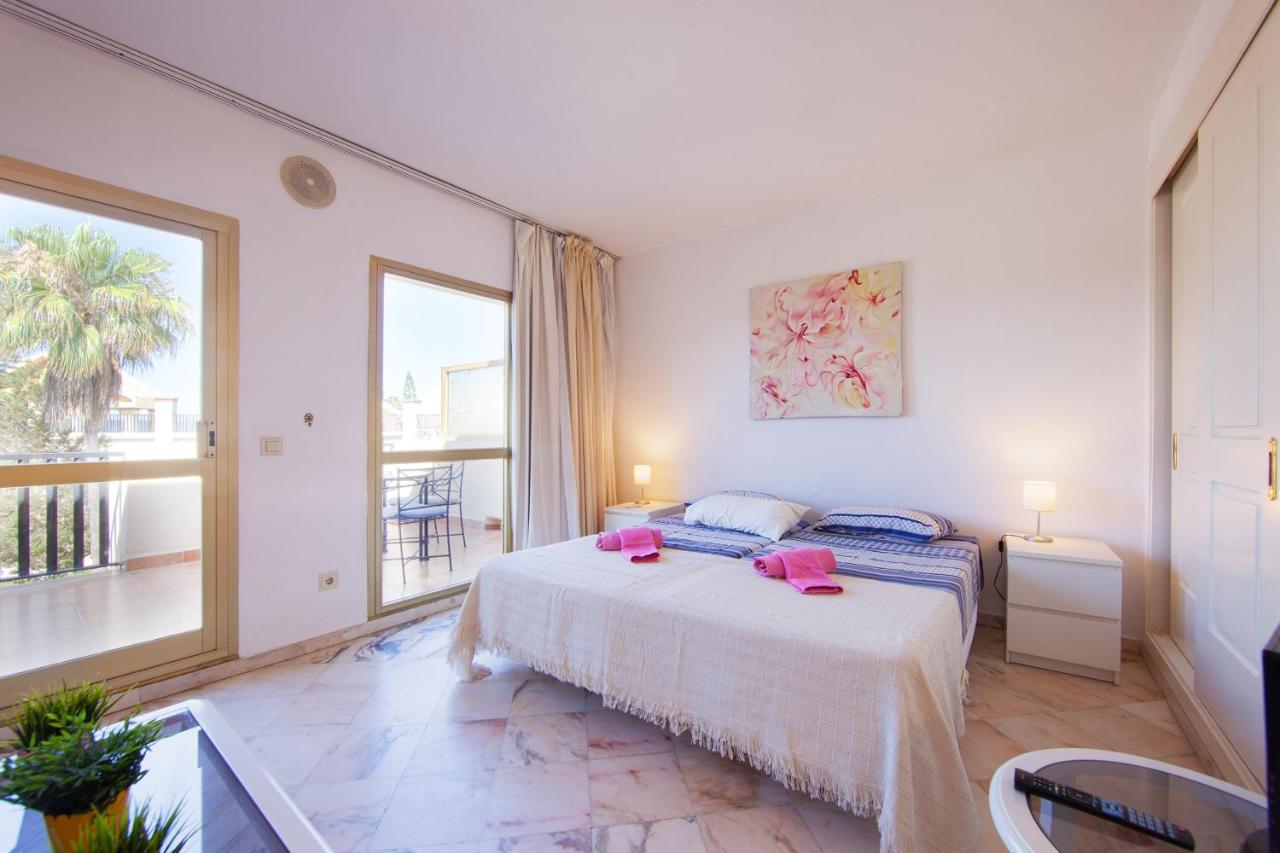 Romana Playa Studio Elviria Marbella Luaran gambar